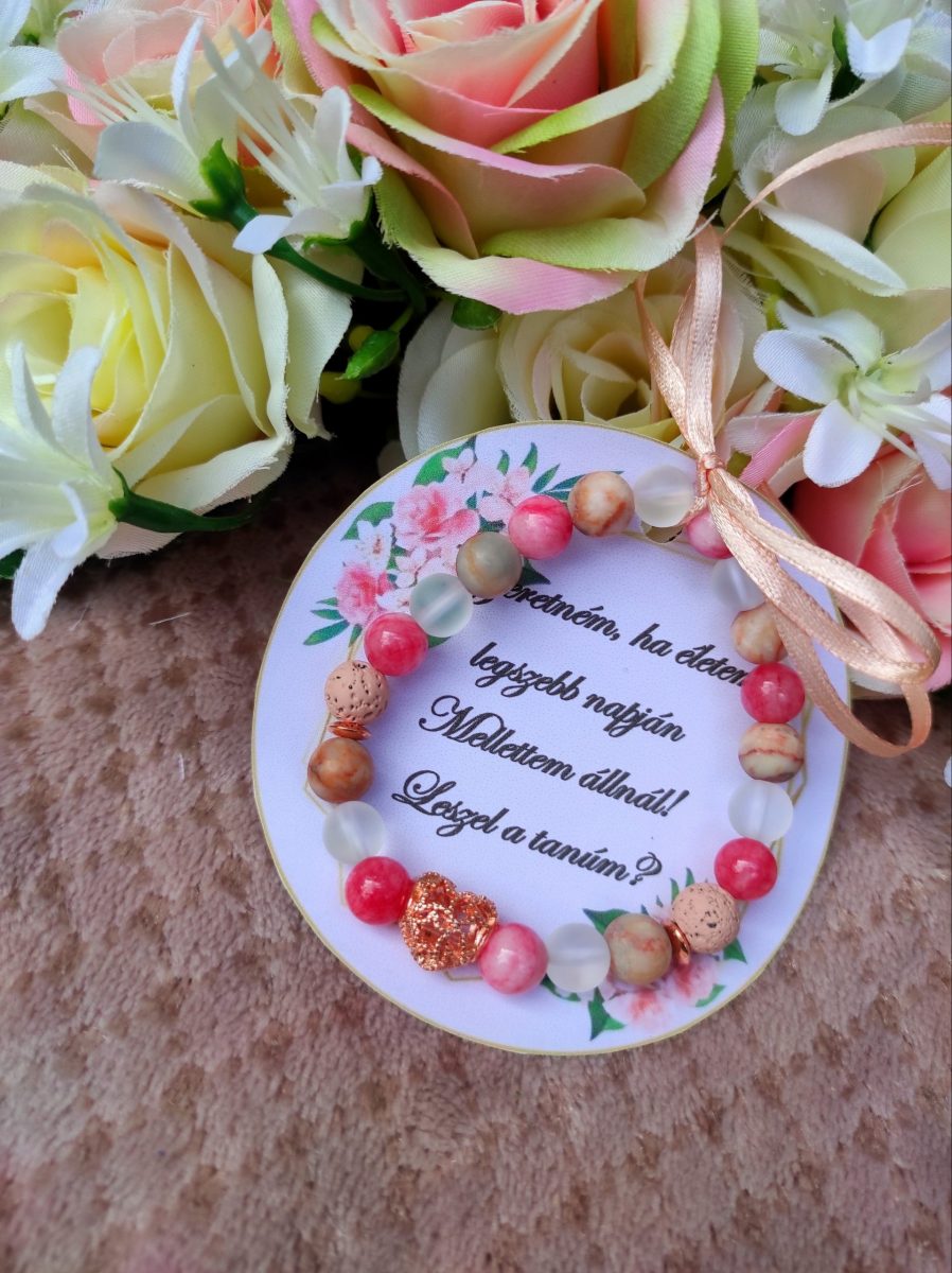 Tanúfelkérő ásvány karkötő